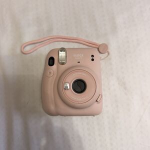 Fujifilm Instax Mini 11 Instant Film Camera Pink with Wrist Strap